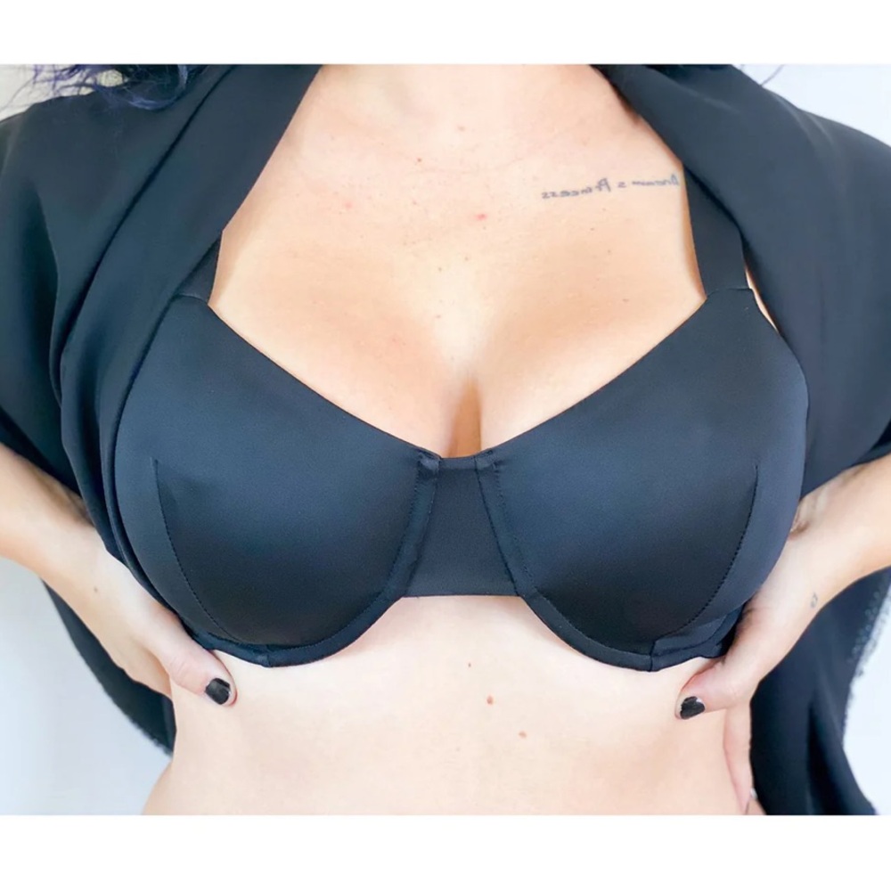 VOLUPTAS ROSE Black Bra Size 34C